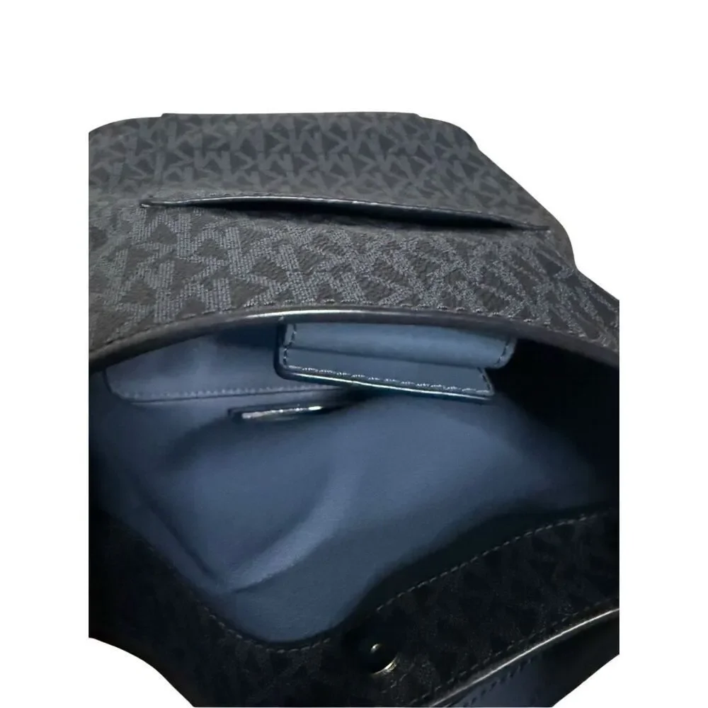Michael Kors Women's Kimberly Leather Messenger Bucket Crossbody Bag Navy Blue